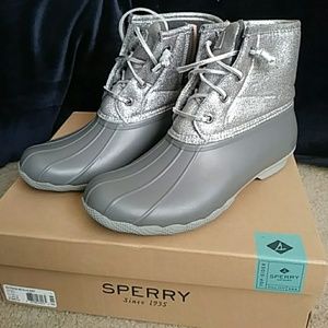 Sperry saltwater metallic grey boots